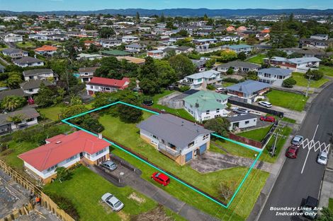 Photo of property in 17 Divich Avenue, Te Atatu South, Auckland, 0610