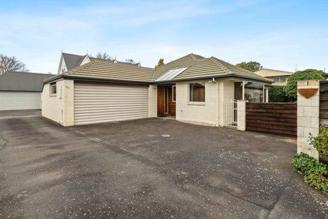 Photo of property in 2/35 Merrin Street, Avonhead, Christchurch, 8042