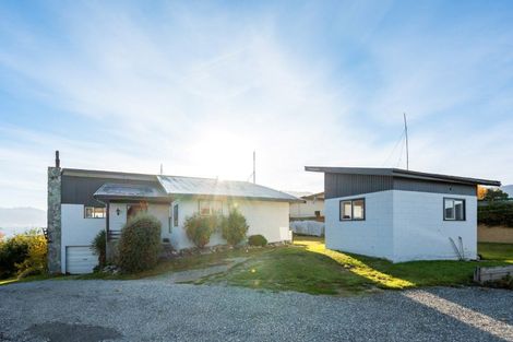 Photo of property in 95 Lakeview Terrace, Lake Hawea, 9382