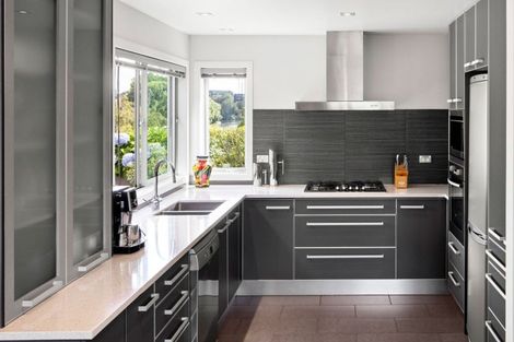 Photo of property in 2b Jellicoe Drive, Hamilton East, Hamilton, 3216