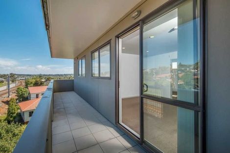 Photo of property in 3f/21 Saint Jude Street, Avondale, Auckland, 1026
