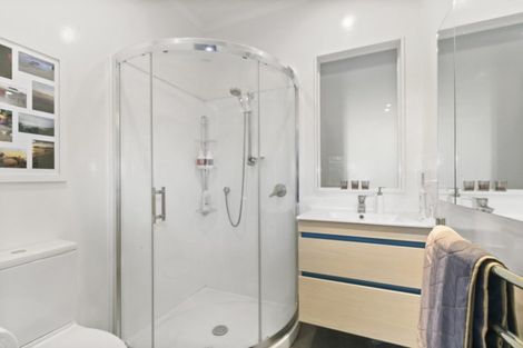 Photo of property in 1 Pitt Street, Moera, Lower Hutt, 5010