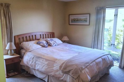 Photo of property in 33 Lookaway Place, Huntsbury, Christchurch, 8022