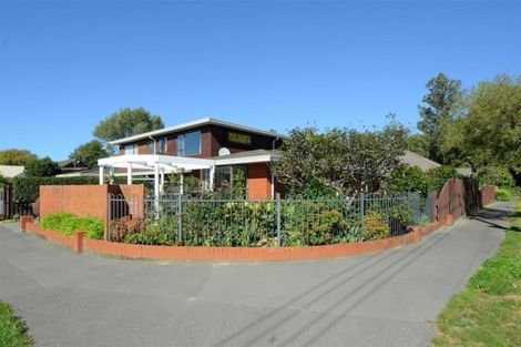Photo of property in 2 Rubens Place, Burnside, Christchurch, 8053