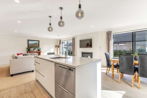 Photo of property in 12 Rehua Place, Waiwhakaiho, New Plymouth, 4312