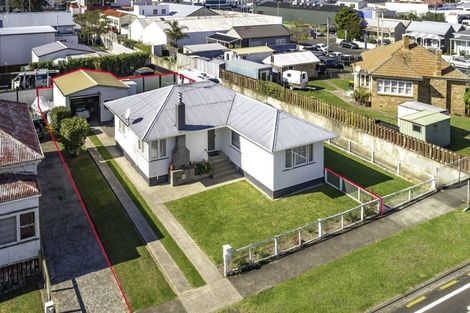 Photo of property in 602 Queen Sh25 Street, Thames, 3500