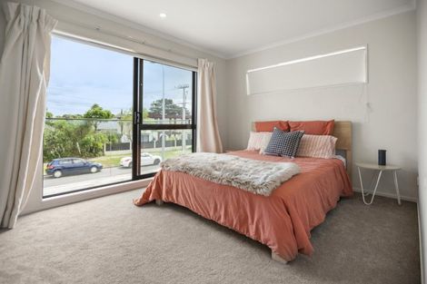 Photo of property in 2 Millen Avenue, Pakuranga, Auckland, 2010