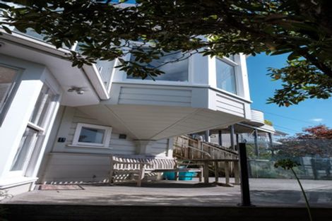 Photo of property in 32 Talavera Terrace, Kelburn, Wellington, 6012