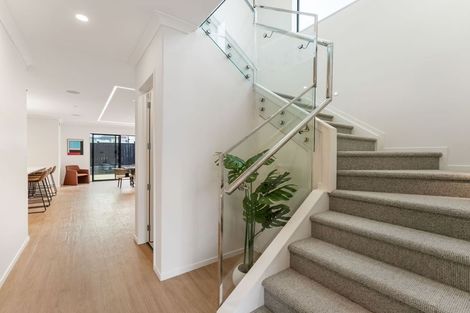 Photo of property in 29 Catalina Avenue, Rosehill, Papakura, 2113