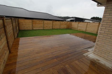 Photo of property in 15 Raymond Grace Avenue, Huapai, Kumeu, 0810