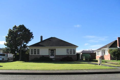 Photo of property in 606 Massey Street, Akina, Hastings, 4122