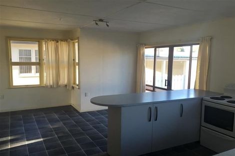 Photo of property in 117 Taradale Road, Onekawa, Napier, 4110