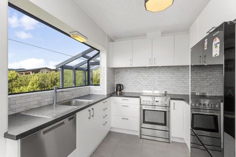 Photo of property in 24a Manukau Road, Raglan, 3225