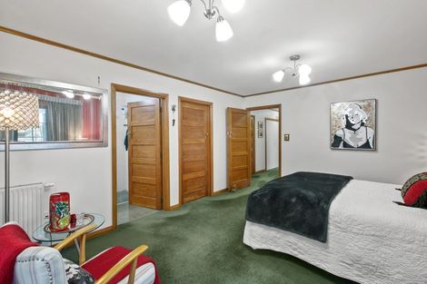 Photo of property in 100a Carrington Street, Lower Vogeltown, New Plymouth, 4310