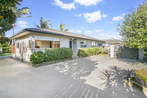 Photo of property in 158 Cascades Road, Pakuranga Heights, Auckland, 2010