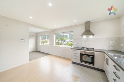 Photo of property in 315 Wellington Road, Wainuiomata, Lower Hutt, 5014