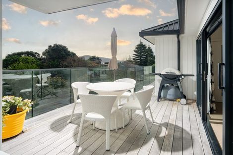 Photo of property in 14 Garden Road, Raumati Beach, Paraparaumu, 5032