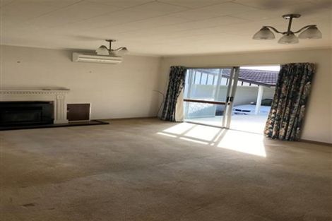 Photo of property in 8 Bennelong Place, Havelock North, 4130