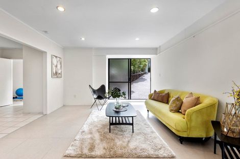 Photo of property in 95 Porritt Avenue, Chatswood, Auckland, 0626