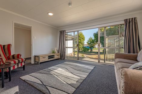 Photo of property in 8 Chelmarsh Place, Highbury, Palmerston North, 4412