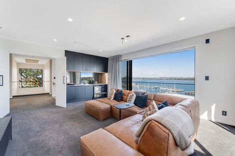 Photo of property in 47c Takutai Avenue, Half Moon Bay, Auckland, 2012