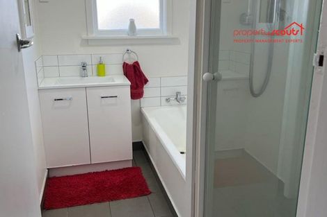 Photo of property in 68 Staveley Street, Avonhead, Christchurch, 8042