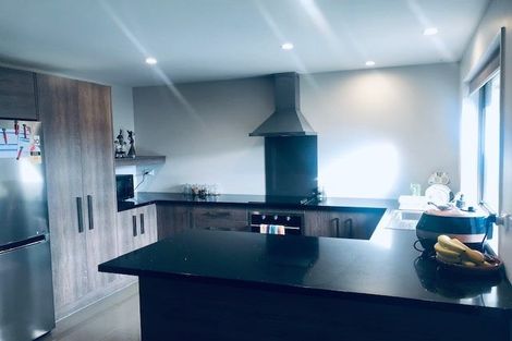 Photo of property in 8 Rooseville Mews, Pukekohe, 2120