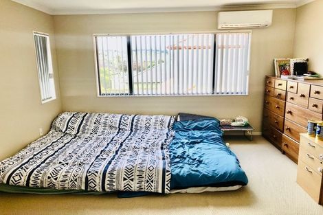 Photo of property in 9 Kalmore Place, Flat Bush, Auckland, 2016