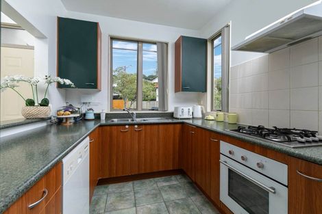 Photo of property in 1/6 Nimstedt Avenue, Oteha, Auckland, 0632