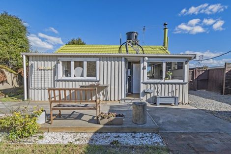 Photo of property in 20 Broadway Avenue, Waikuku Beach, 7473
