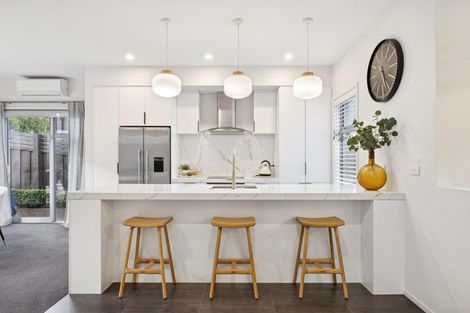 Photo of property in 12 Stockyard Crescent, Pukekohe, 2120