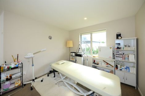 Photo of property in 9 Conie Glen Lane, Broomfield, Christchurch, 8042