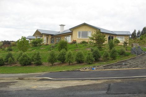 Photo of property in 1 Fairmile Drive, Kinmont Park, Mosgiel, 9024
