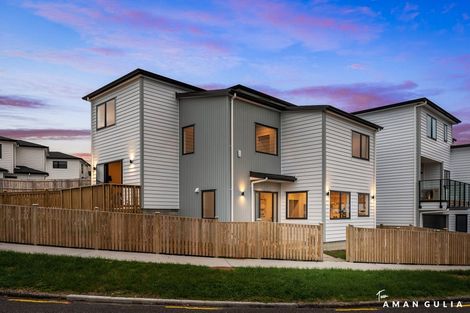 Photo of property in 13b Windermere Crescent, Blockhouse Bay, Auckland, 0600