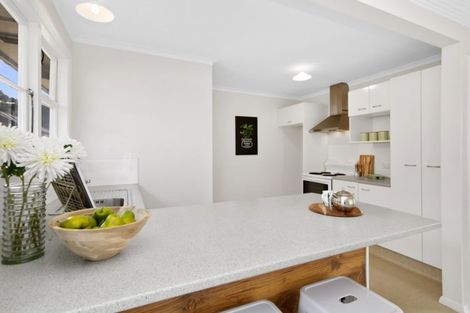 Photo of property in 360 Stokes Valley Road, Stokes Valley, Lower Hutt, 5019