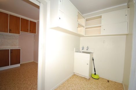 Photo of property in 1/17 Ballater Place, Highland Park, Auckland, 2010