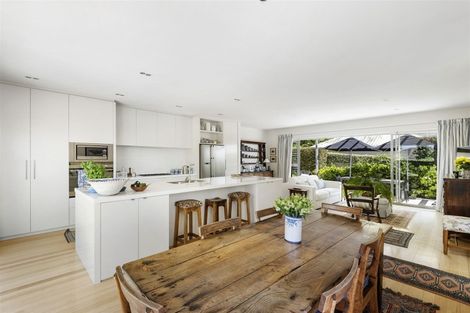 Photo of property in 87b Castor Bay Road, Castor Bay, Auckland, 0620