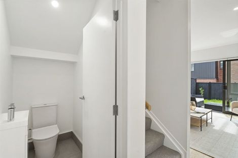 Photo of property in 53b Eversleigh Road, Belmont, Auckland, 0622