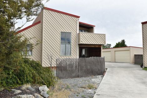 Photo of property in 12 Ahuriri Drive, Omarama, 9412