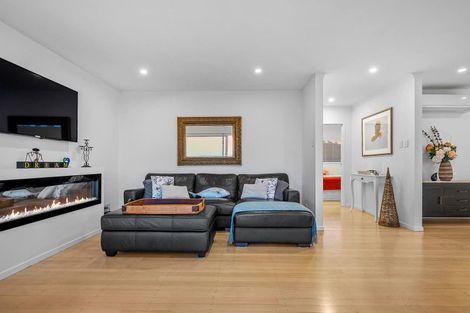 Photo of property in 305 Hibiscus Coast Highway, Orewa, 0931