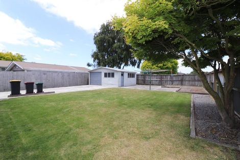 Photo of property in 5 Davidson Crescent, Hornby, Christchurch, 8042