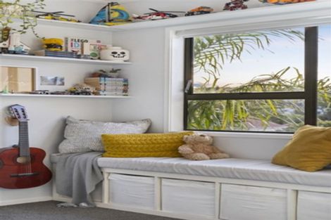 Photo of property in 2 Redwing Street, Browns Bay, Auckland, 0630