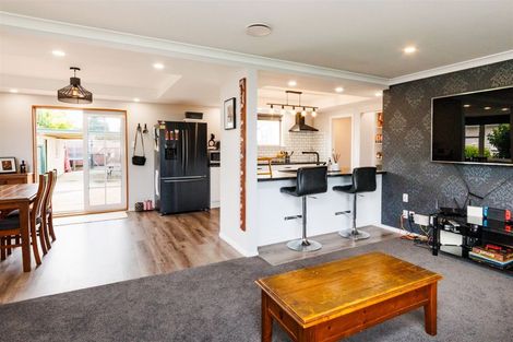 Photo of property in 27 Aspiring Avenue, Milson, Palmerston North, 4414