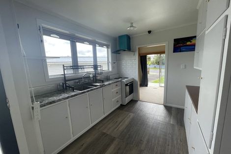 Photo of property in 5 Cargill Street, Papakura, 2110