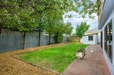 Photo of property in 2/147 Springfield Road, St Albans, Christchurch, 8014
