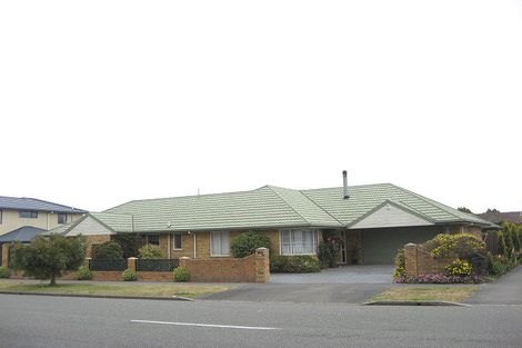 Photo of property in 65 Broadhaven Avenue, Parklands, Christchurch, 8083