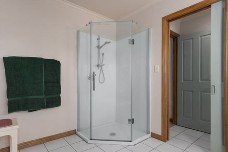 Photo of property in 5 Ashwood Grove, Omokoroa, 3114