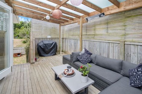 Photo of property in 35 Hindmarsh Street, Johnsonville, Wellington, 6037