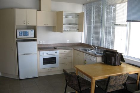 Photo of property in Terrace Tower Apartments, 4a/126 The Terrace, Wellington Central, Wellington, 6011