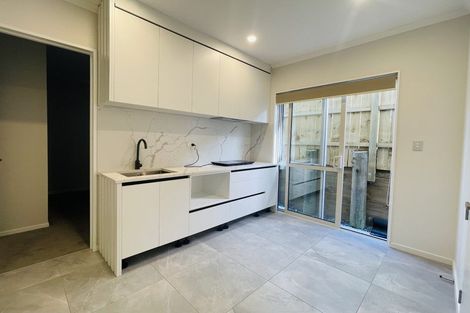 Photo of property in 3 Pae Lane, Flat Bush, 2019